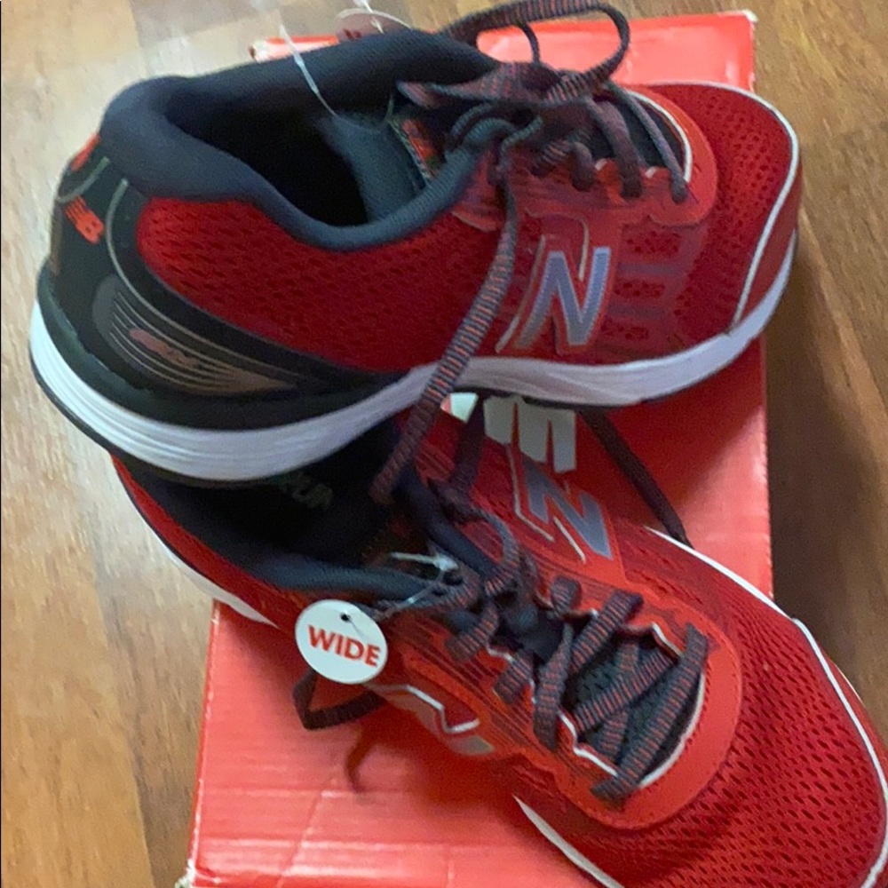 Brand new NEW BALANCE sneakers in box with tags